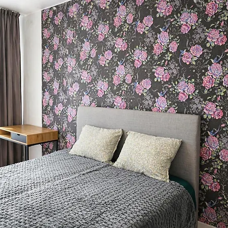 Jaamamoisa Three Bedroom With Parking Lägenhet Tartu