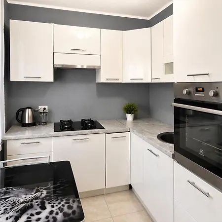Jaamamoisa Three Bedroom With Parking Lägenhet